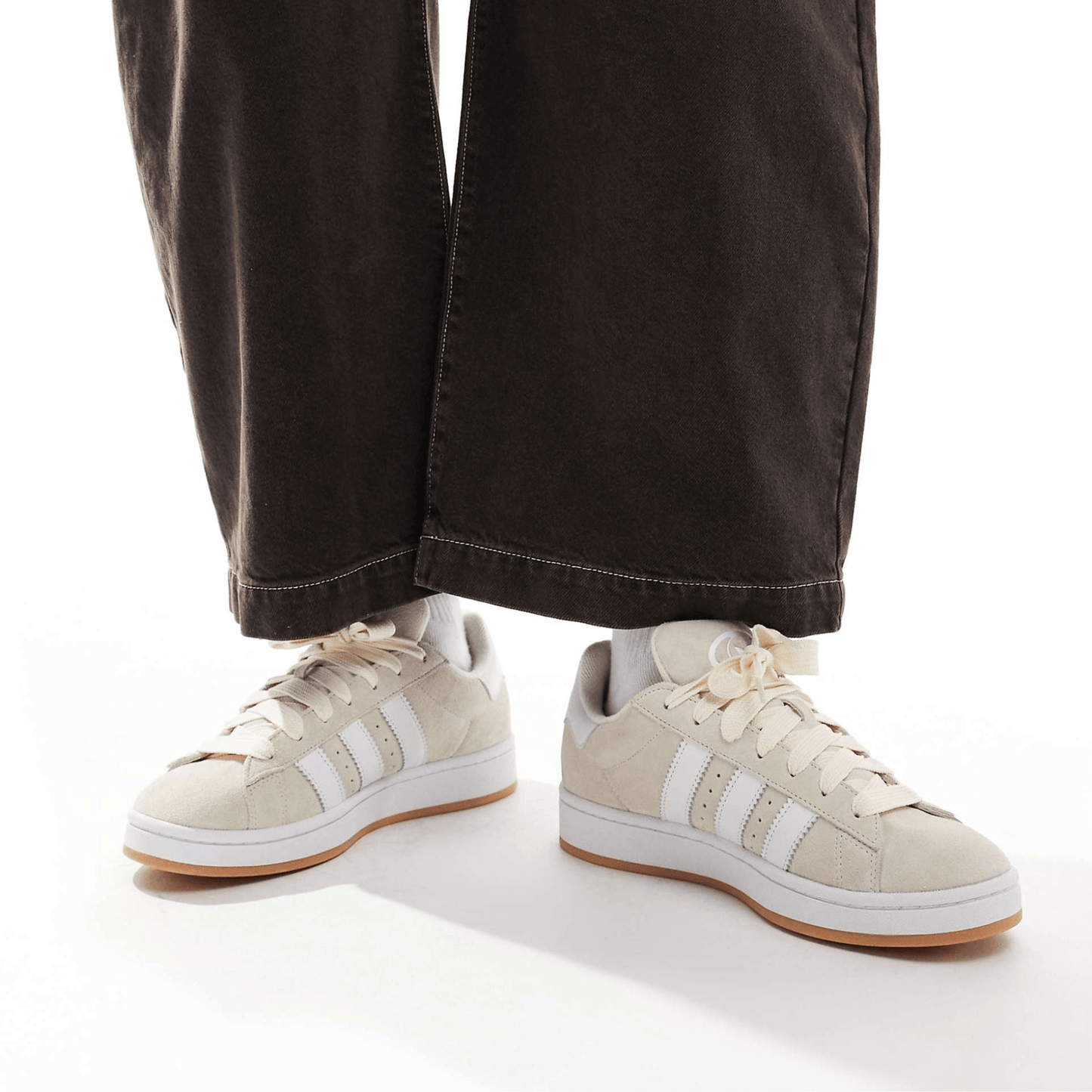 Campus 00s off white