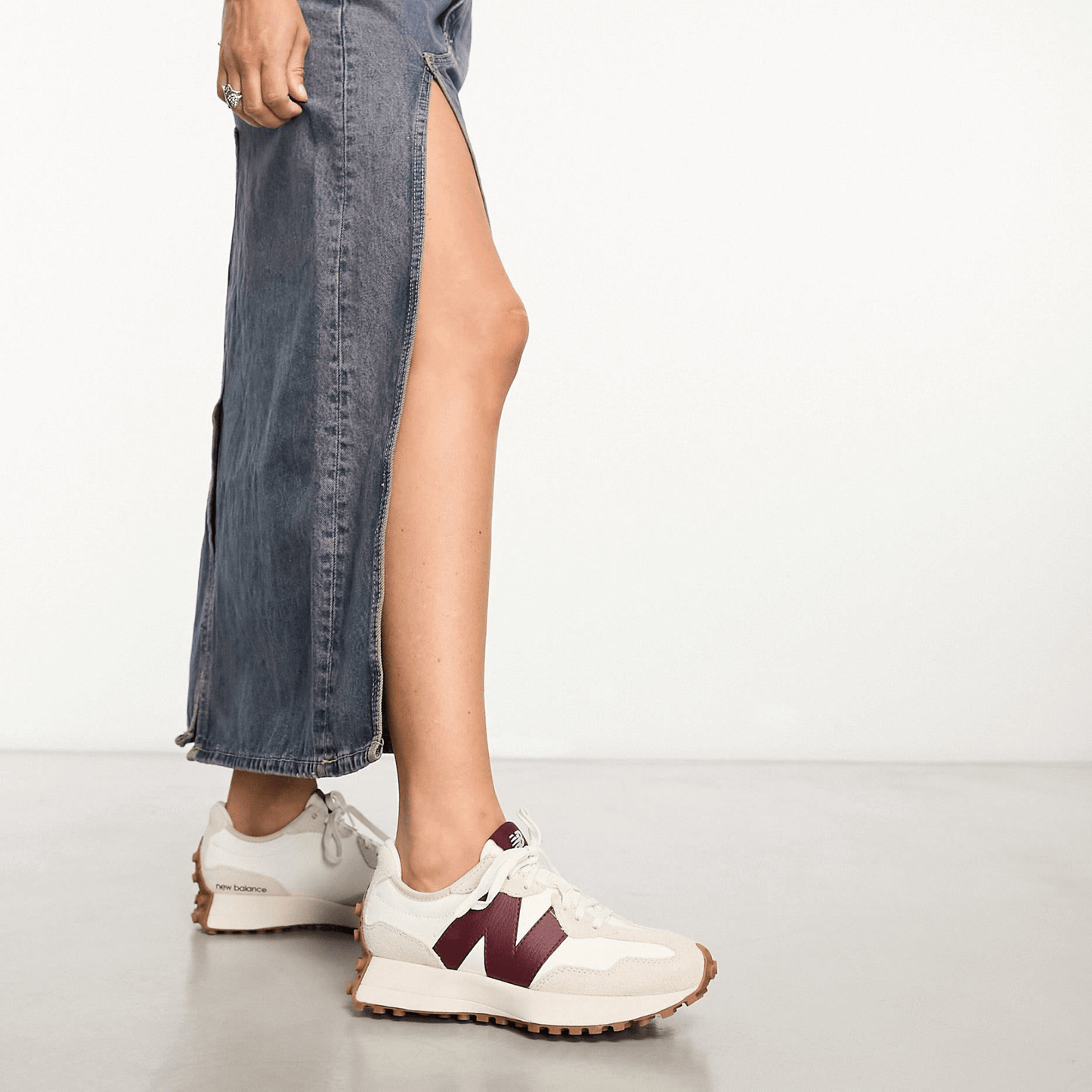NB 327 burgundy