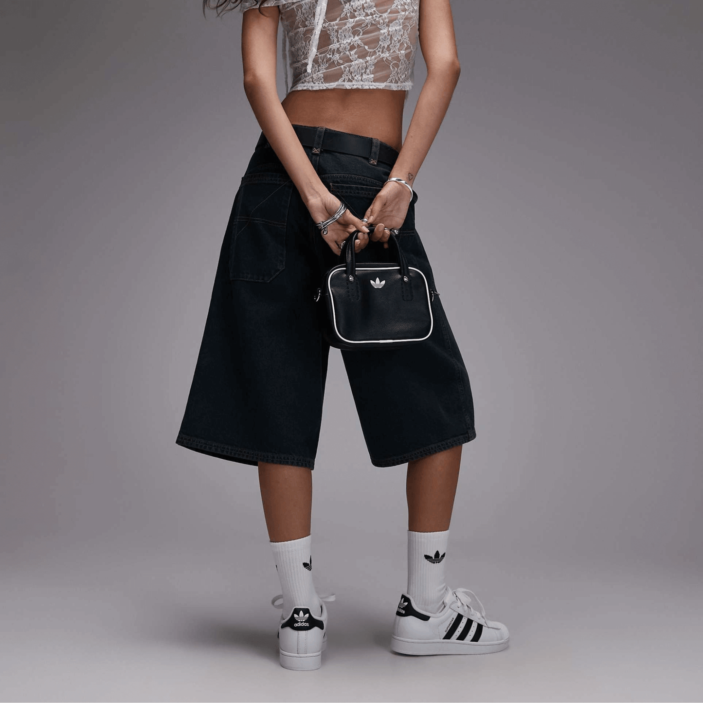 Superstar blanco y negro