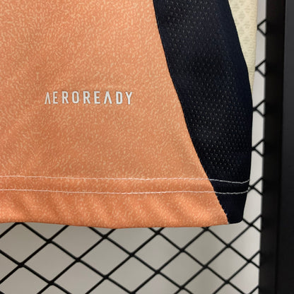 España tercera mujer 2025/26