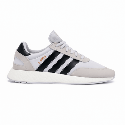 Iniki blanco y negro