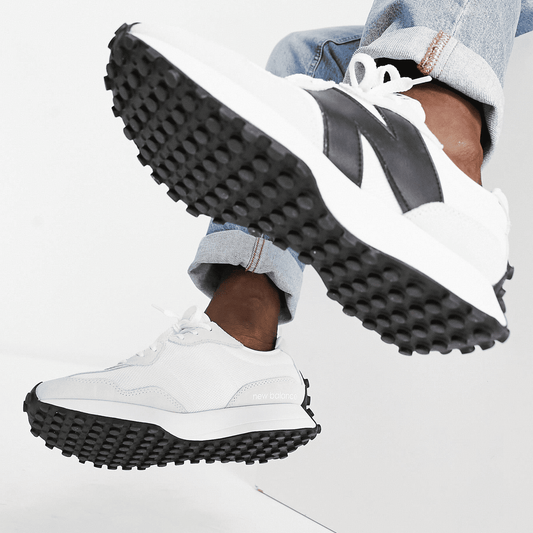 NB 327 blanco y negro
