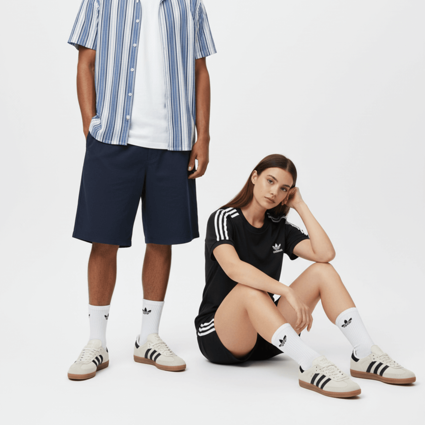 Samba OG beige y blanco
