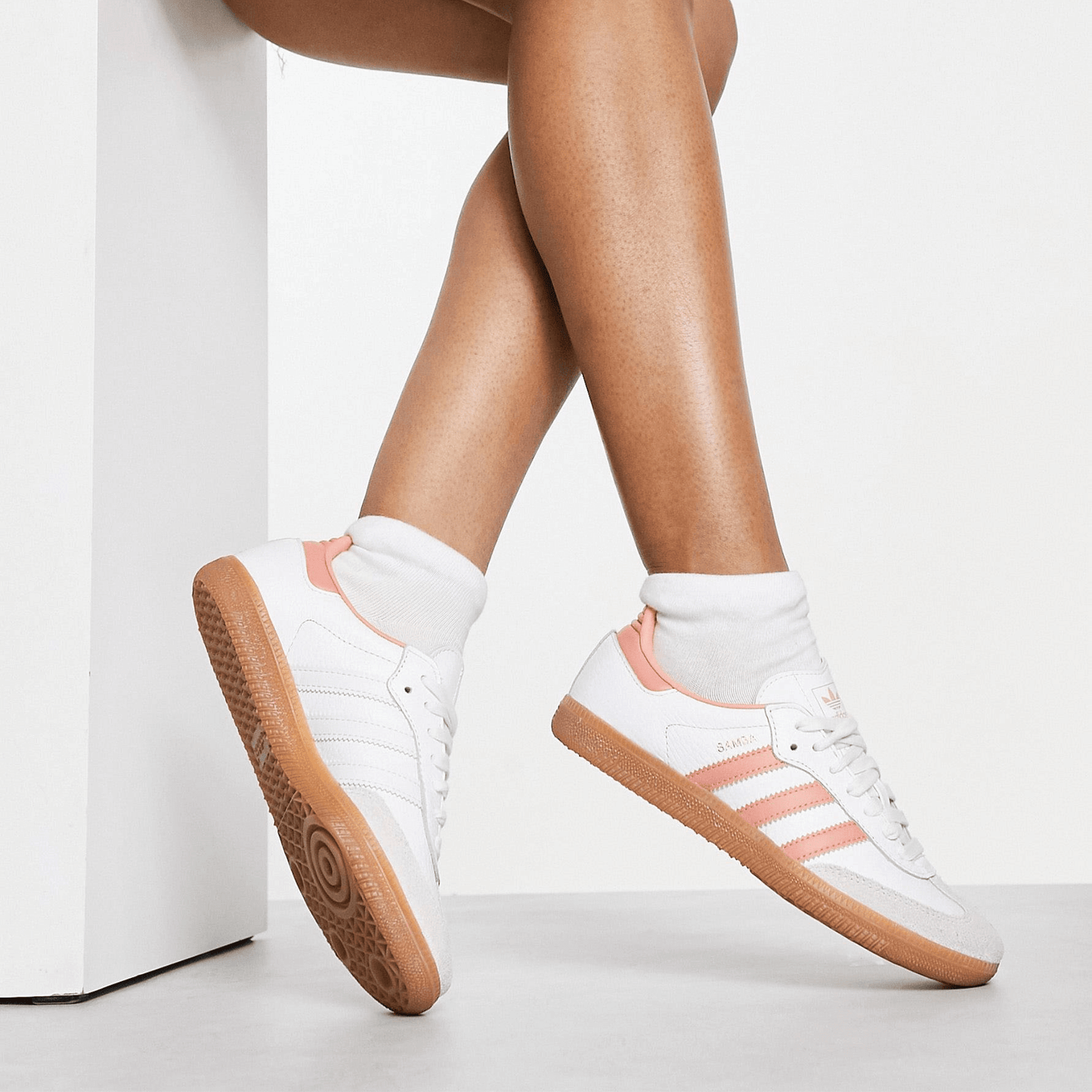 Samba OG blanco y salmón