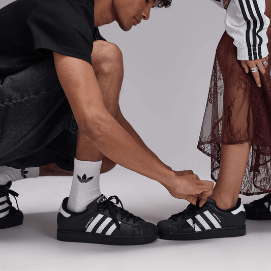 Superstar negro y blanco