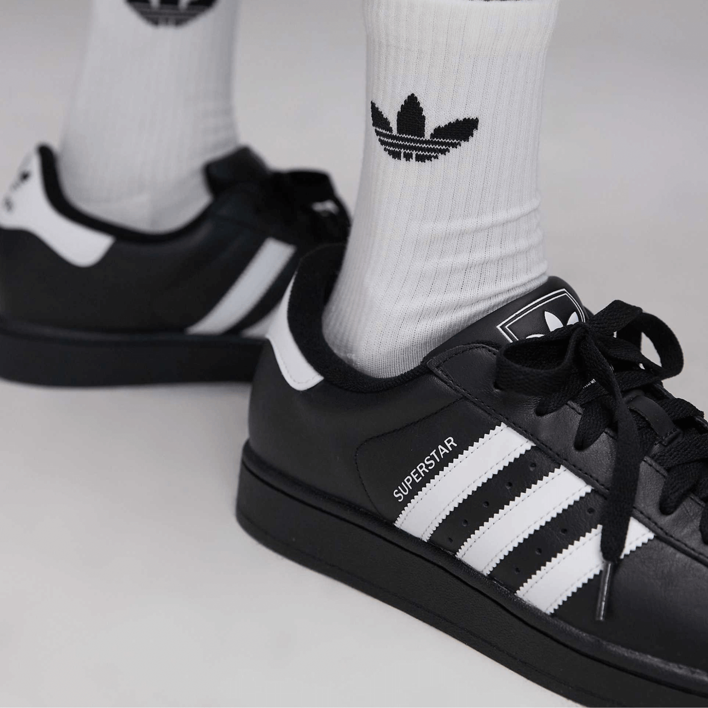 Superstar negro y blanco